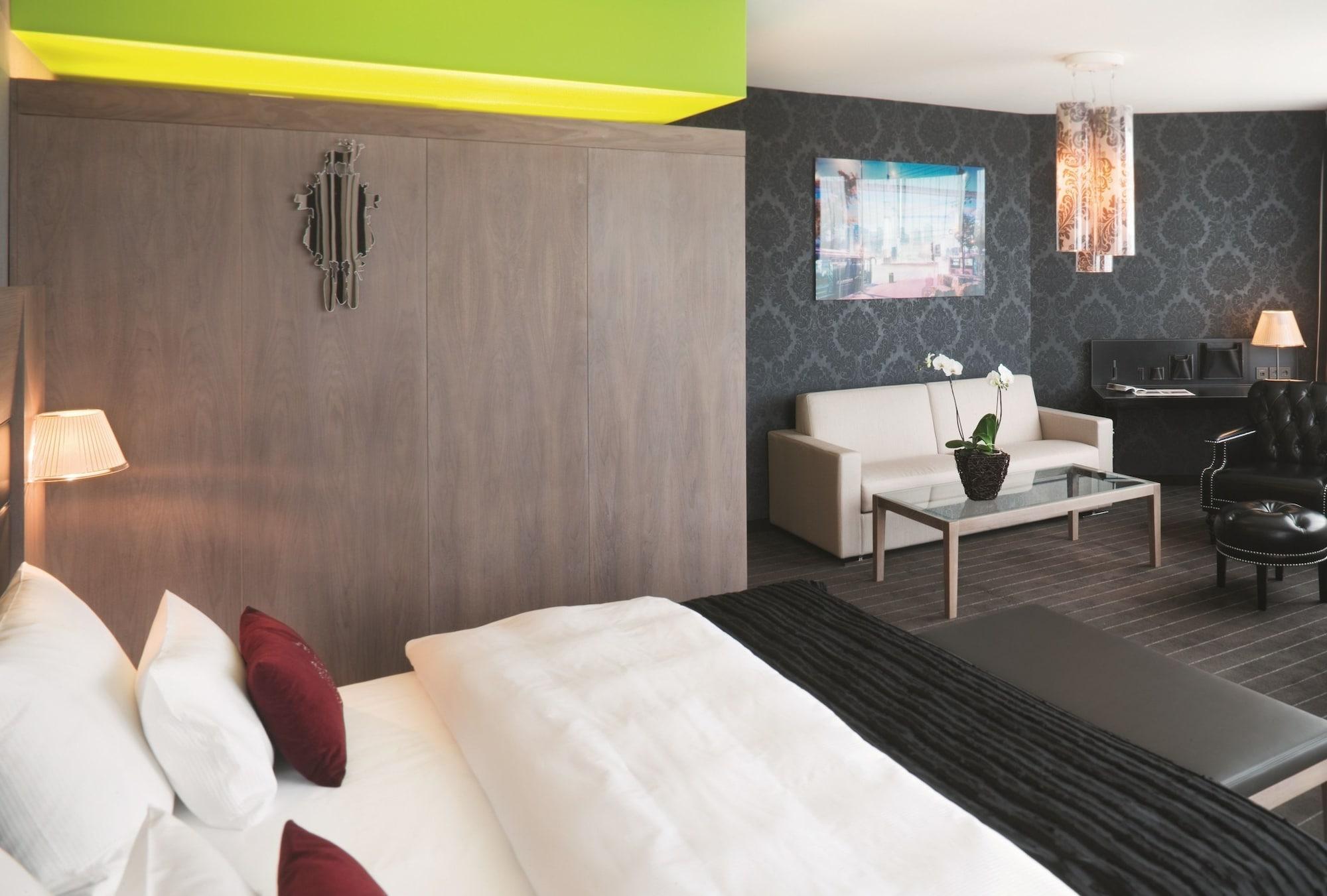 Moevenpick Hotel Stuttgart Airport Leinfelden-Echterdingen Esterno foto