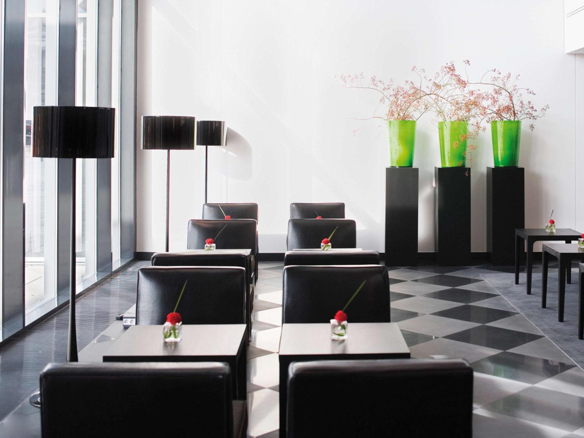 Moevenpick Hotel Stuttgart Airport Leinfelden-Echterdingen Esterno foto