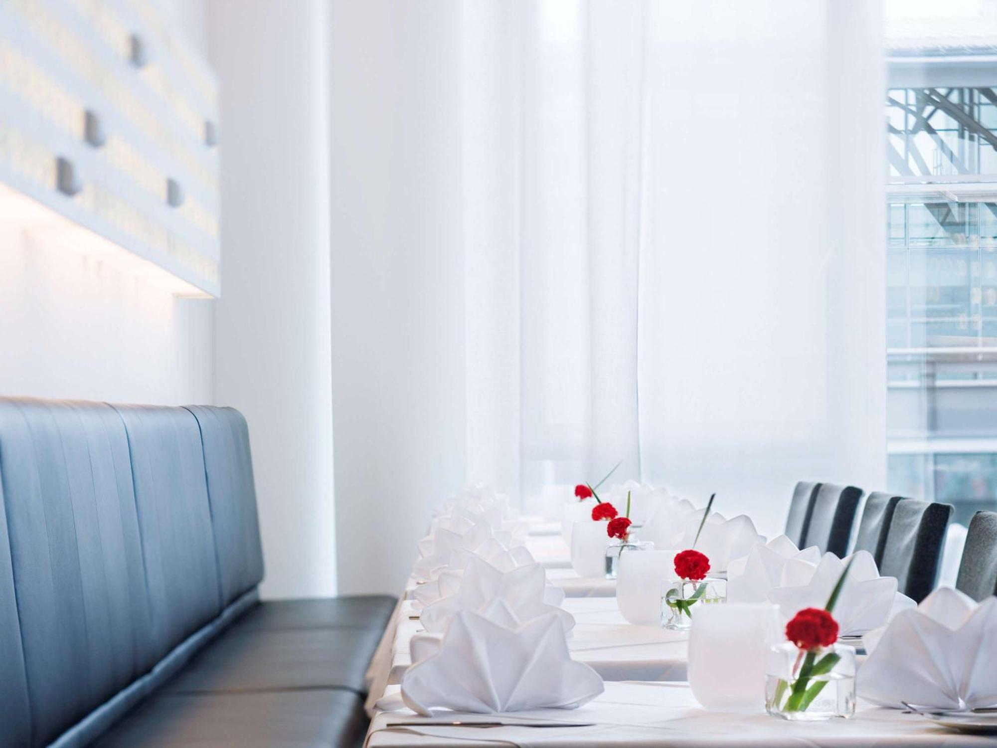 Moevenpick Hotel Stuttgart Airport Leinfelden-Echterdingen Esterno foto