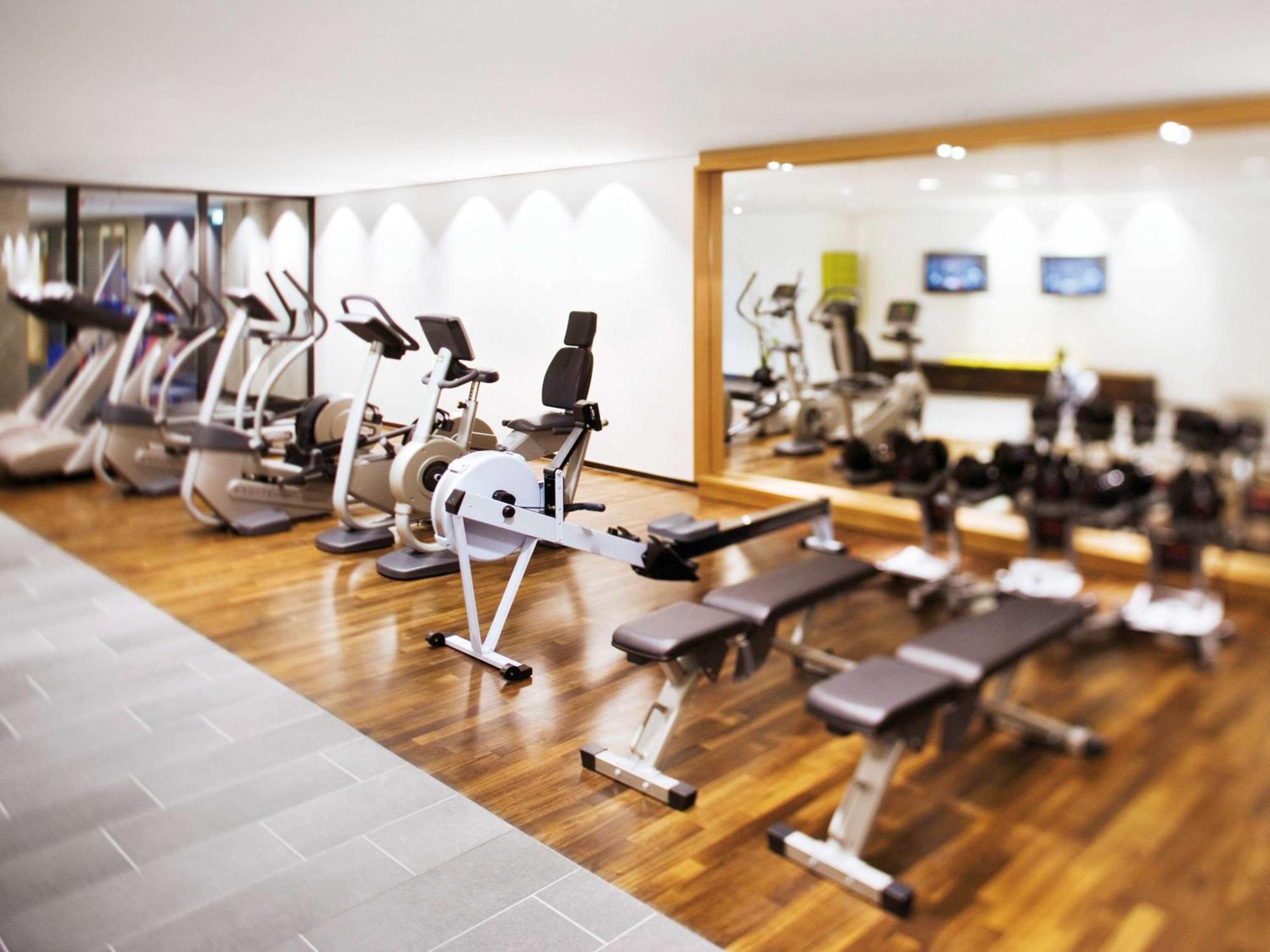 Moevenpick Hotel Stuttgart Airport Leinfelden-Echterdingen Esterno foto