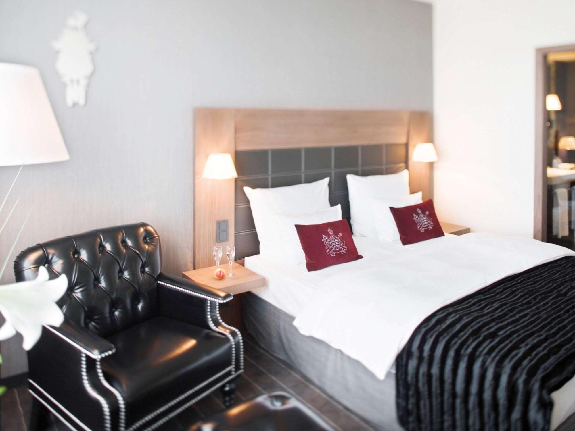 Moevenpick Hotel Stuttgart Airport Leinfelden-Echterdingen Esterno foto